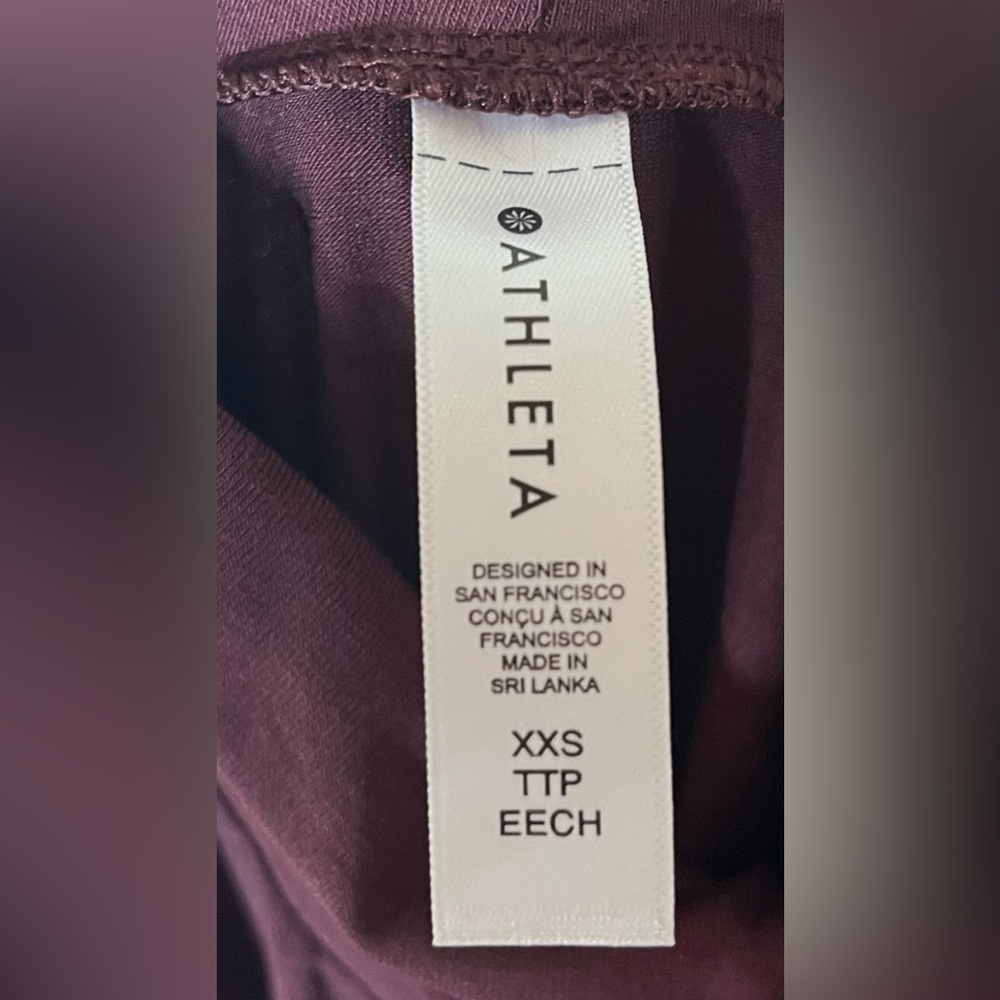 NWT - Athleta Essential Turtleneck Size XXS - Picture 6 of 7